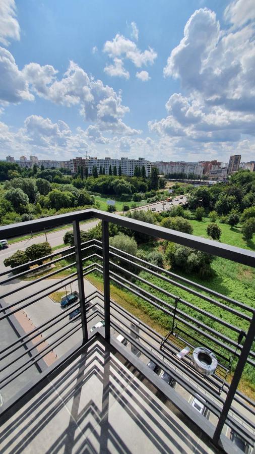 Сучасний Люкс З Приголомшливим Виглядом! Khmelʼnytsʼkyy Exterior foto